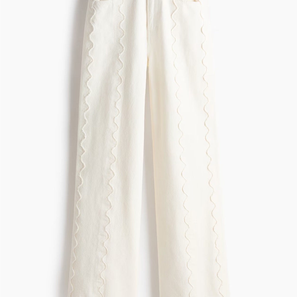 H&M Cream Scallop Jeans